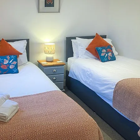 Holiday home 4 Bed In Helston 90391