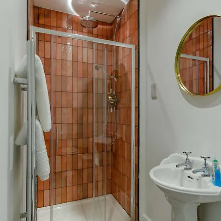 4 Bed In Helston 90391 Holiday home Crowan